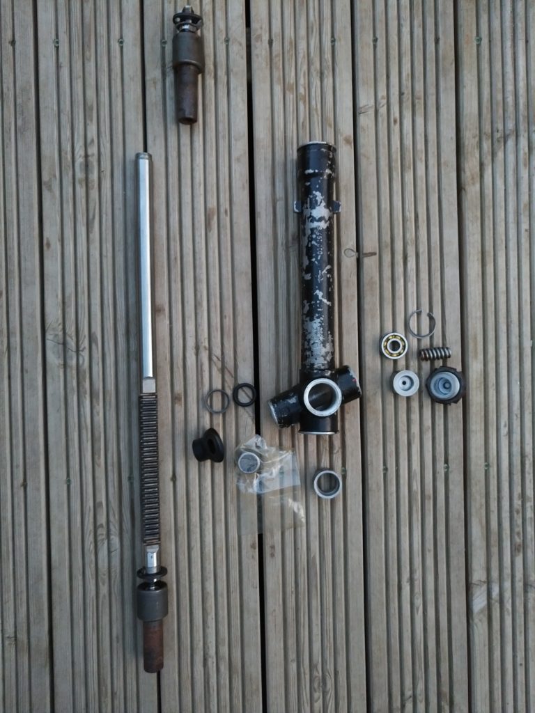 Opel Manta A Series steering rack rebuild