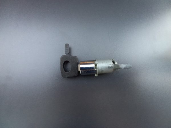 A Series Door Lock - NOS - Image 2